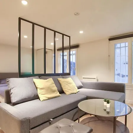 Apartment Studio Republique Saint Martin