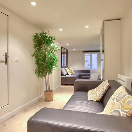 Studio Republique Saint Martin *